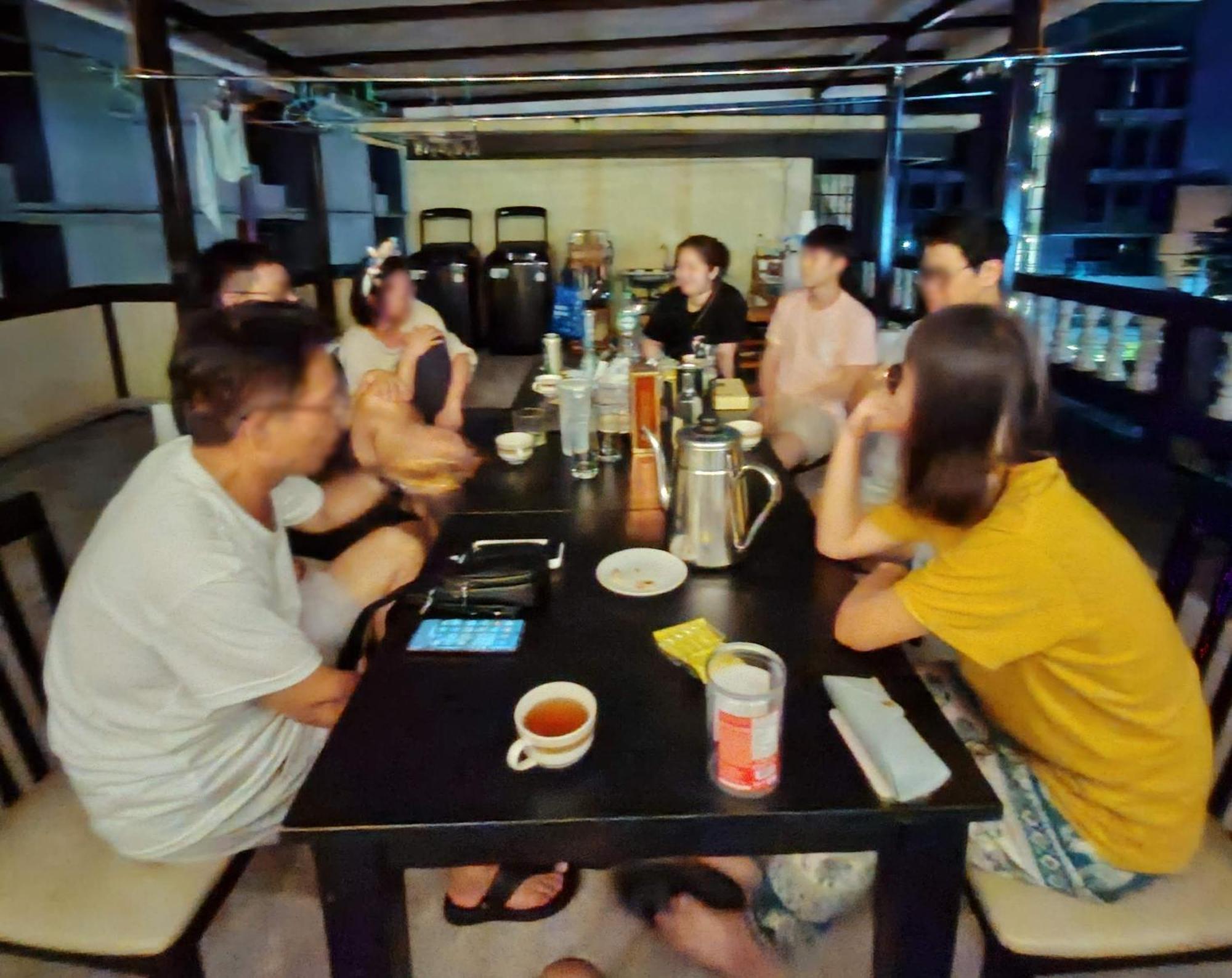 צ'יאנג מאי October Hostel Chiangmai מראה חיצוני תמונה